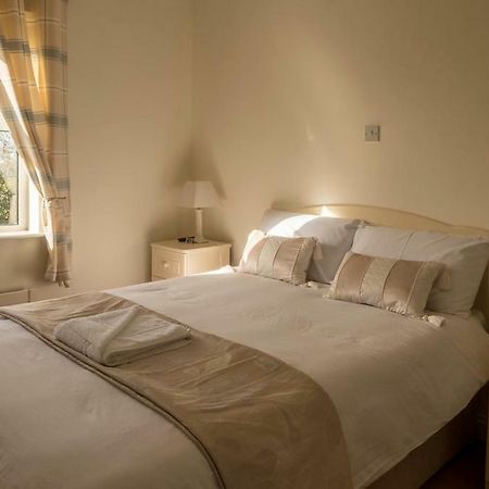 Mulberry Lodge Guest House Ballyhaunis Exteriör bild