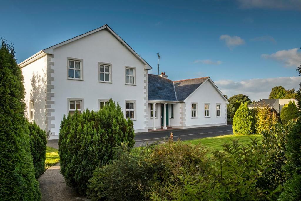Mulberry Lodge Guest House Ballyhaunis Exteriör bild